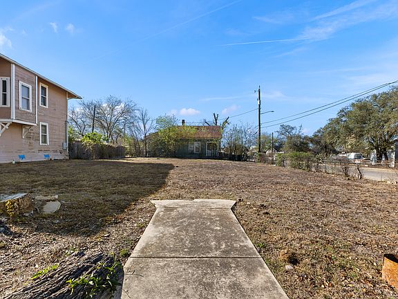 2nd image of 602 Nolan St