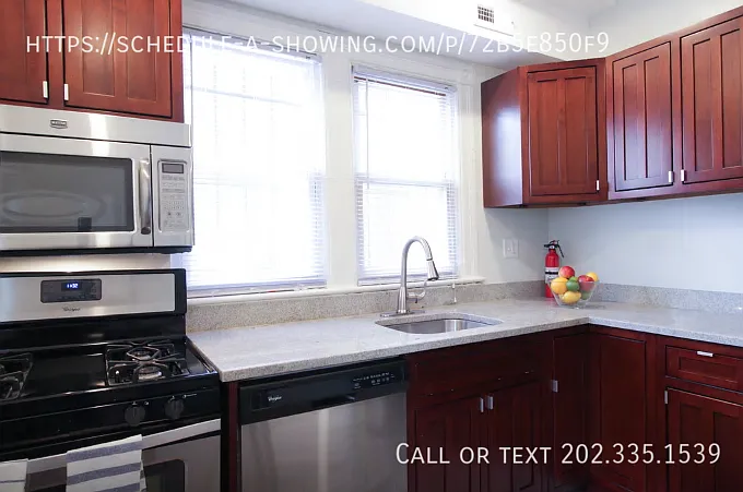 1617 Gales St NE — Photo 7