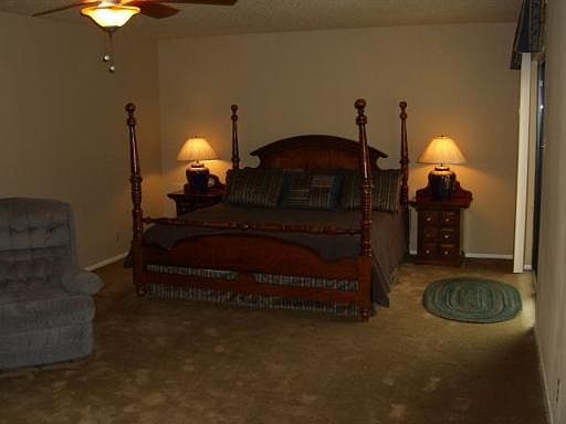 5th image of 13130 HILL FOREST DR