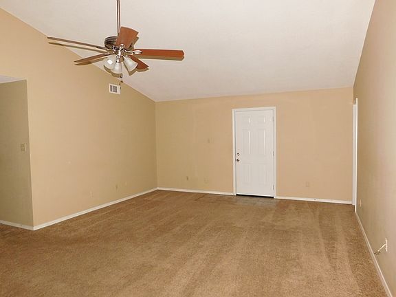 3rd image of 4437 Burnette Pl