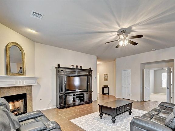 5th image of 1211 Alpine Mountain Dr