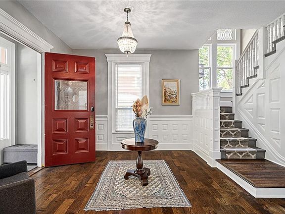 5th image of 3315 Campbell St