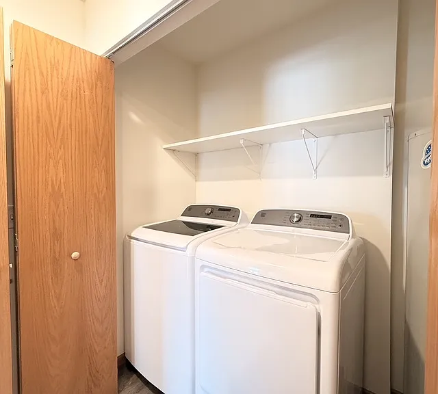 1440-1450 Peterson Dr — Photo 18