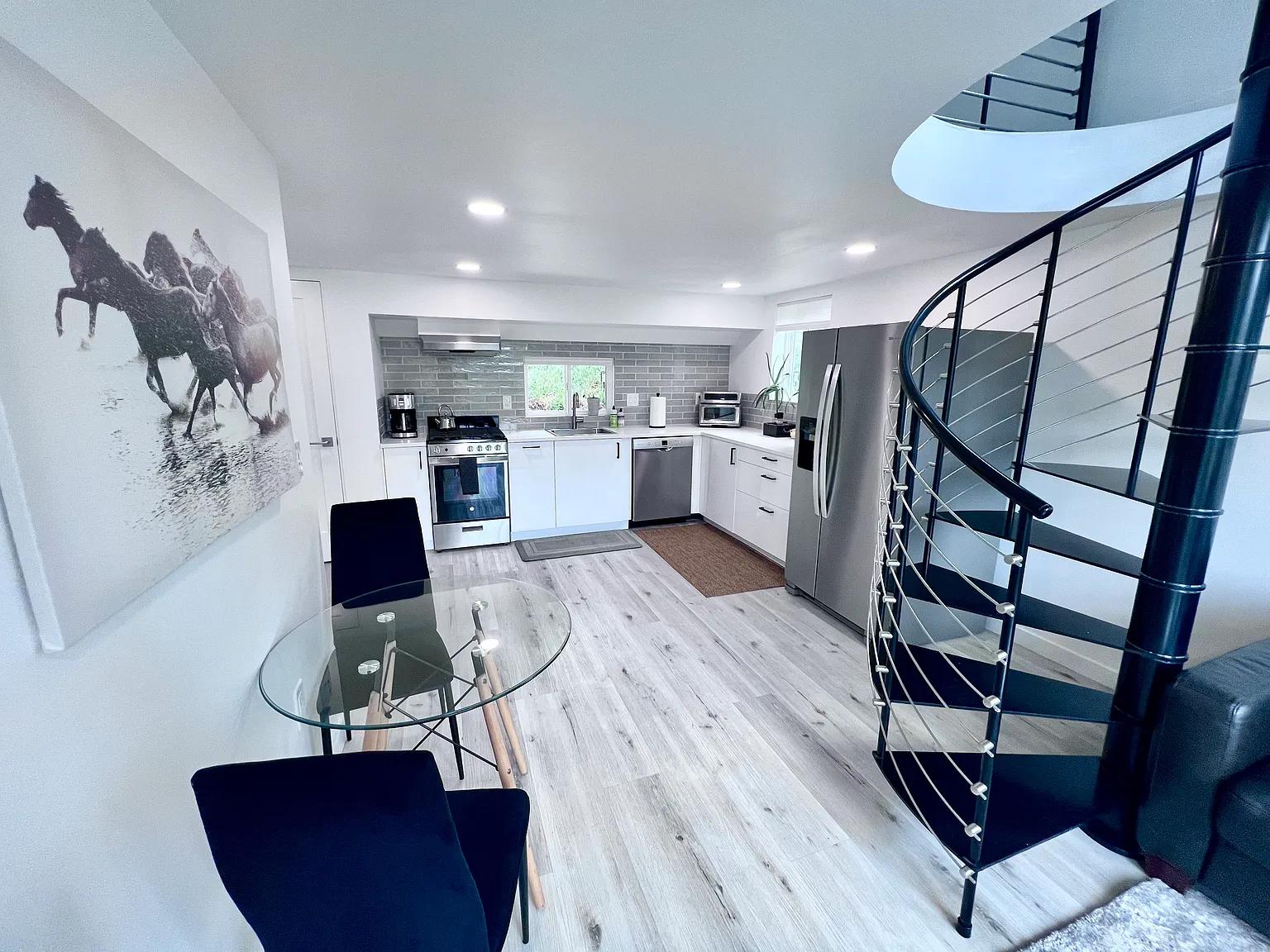 1505 San Dieguito Dr — Photo 4