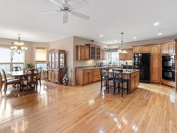 2nd image of 8504 Fulton St