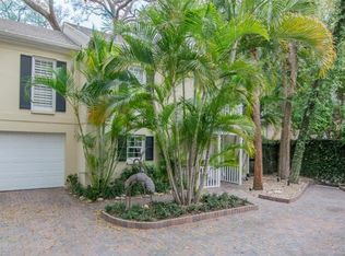 3522 Village Way, Tampa, FL 33629