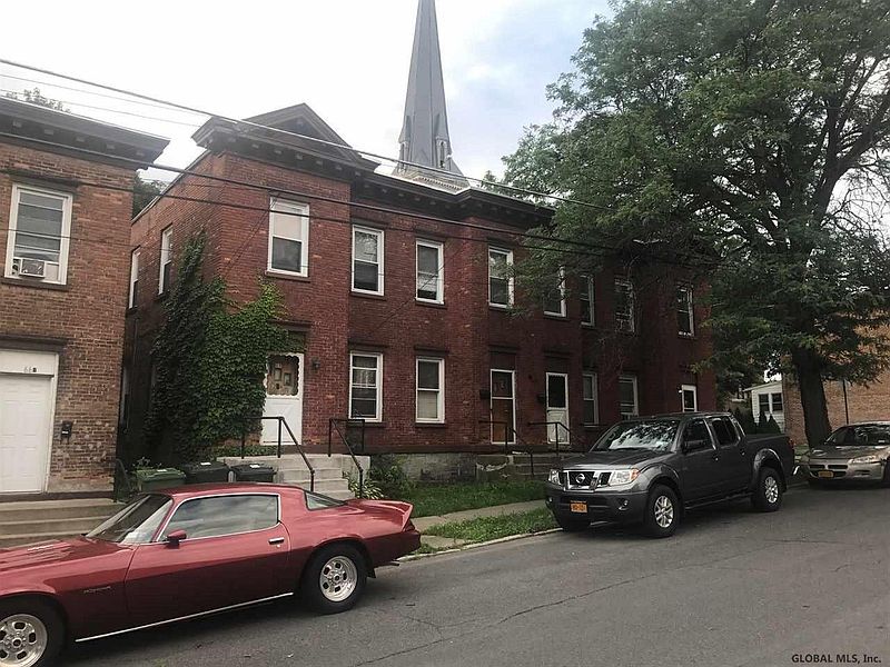 3rd image of 68-70 WILLOW Street