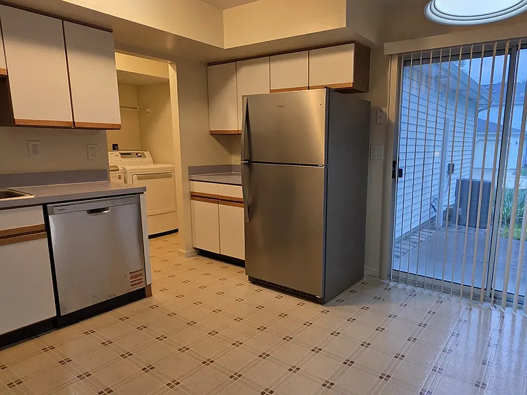 3145 Lost Nation Rd #A — Photo 7