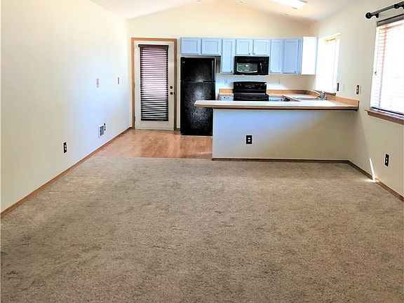 4th image of 191 Olympic View Ave NE