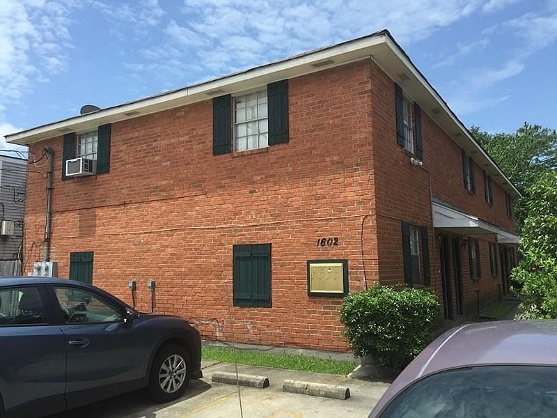 1st image of 1602 Clearview Pkwy APT C