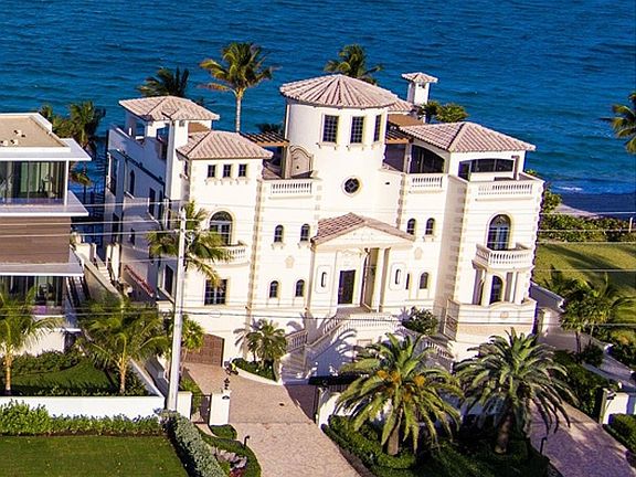 2nd image of 4011 S Ocean Blvd