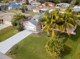 921 SE 33rd St, Cape Coral, FL 33904