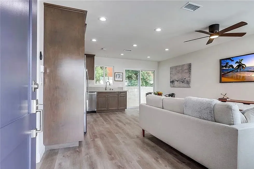840 Willow Dr — Photo 4