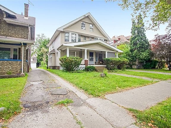 3rd image of 3033 West Blvd