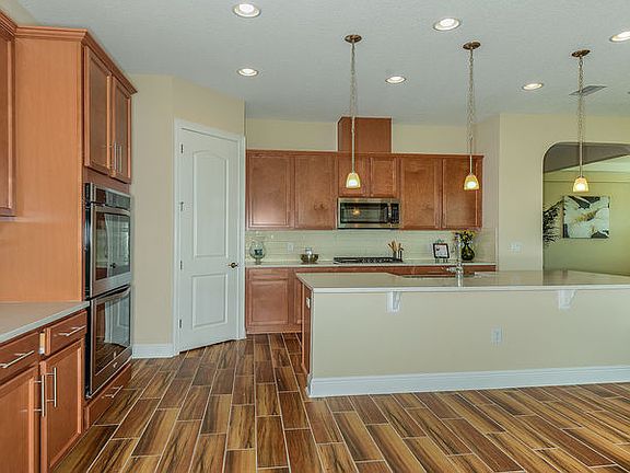 3rd image of 14427 Sunbridge Cir
