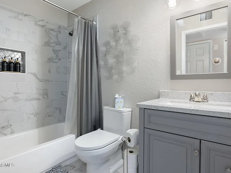 6913 E Kings Ave — Photo 13