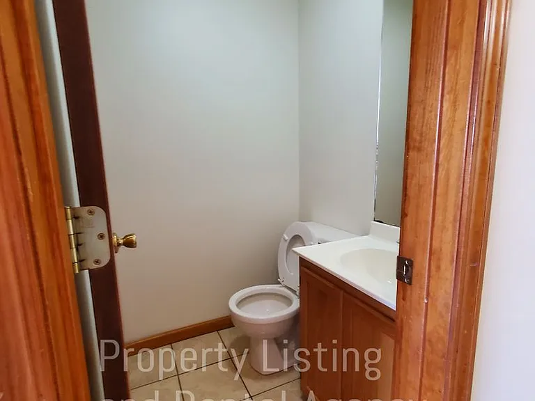 121 Hughes Rd — Photo 13
