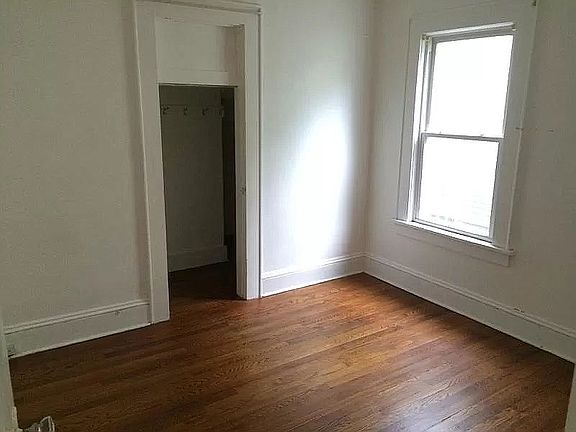 3rd image of 1222 Wadsworth St