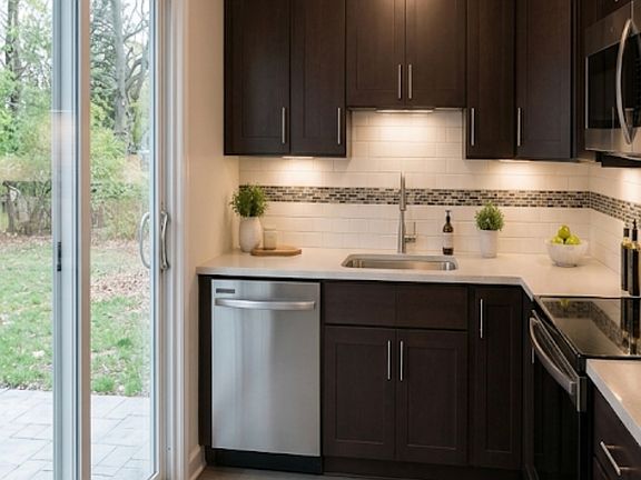 2nd image of 308 N Jessica Ave