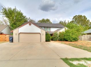 8212 Harvest Hills South Blvd, Oklahoma City, OK 73132