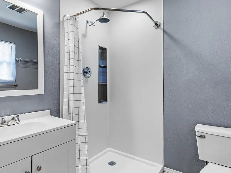 420 Alicia Ave — Photo 13