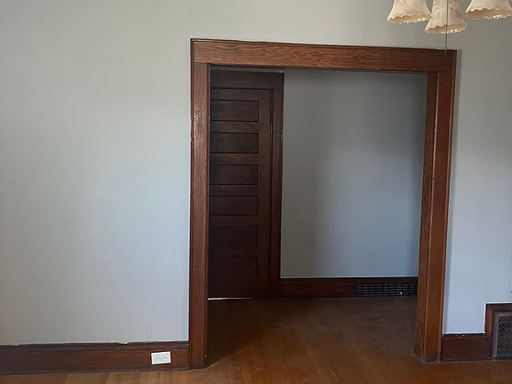 5th image of 3316 S Salina St #2