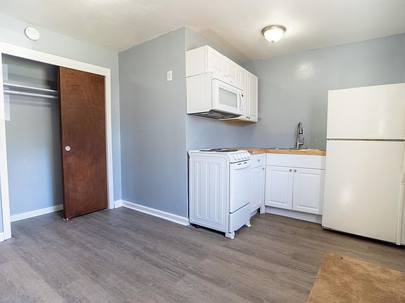 5th image of 7141 Merrimac Trl #12