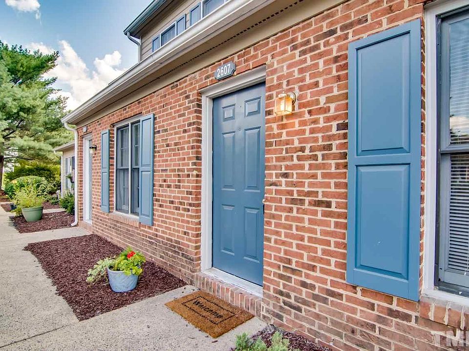 1st image of 2607 Camellia Dr