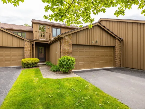 78 Great Wood Cir, Fairport, NY 14450