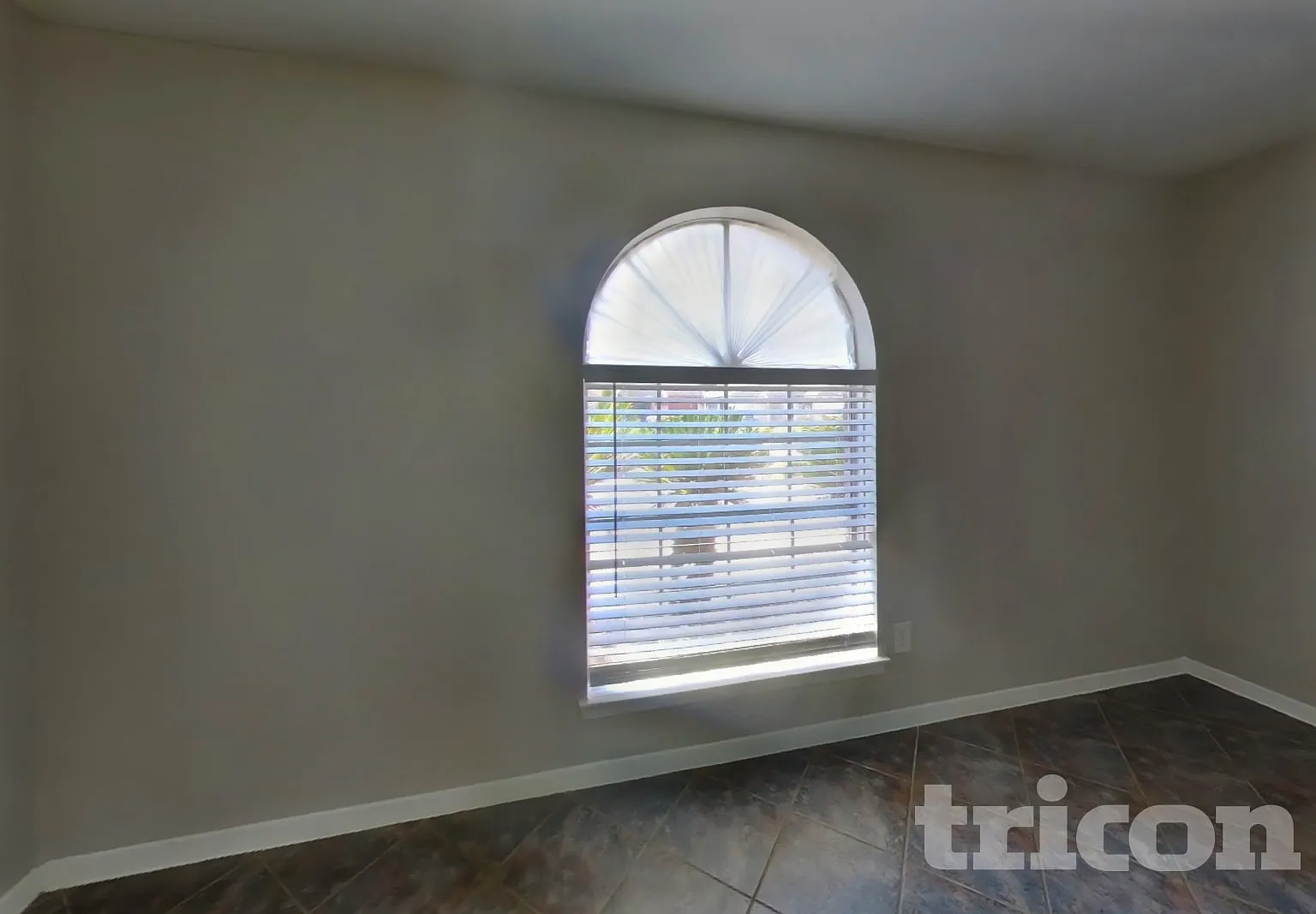 1910 Barnsley Lane Houston TX — Photo 3