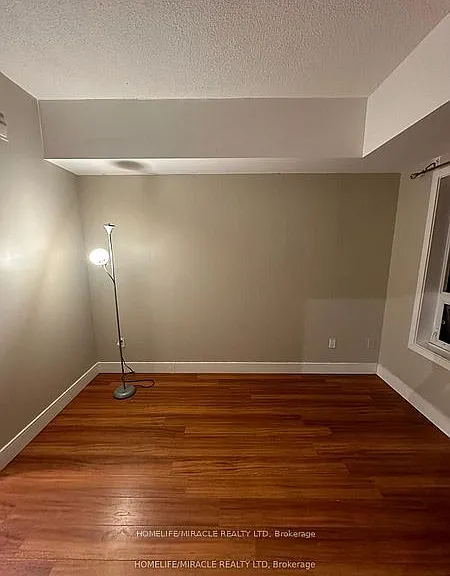1 Wellington St #406 — Photo 8