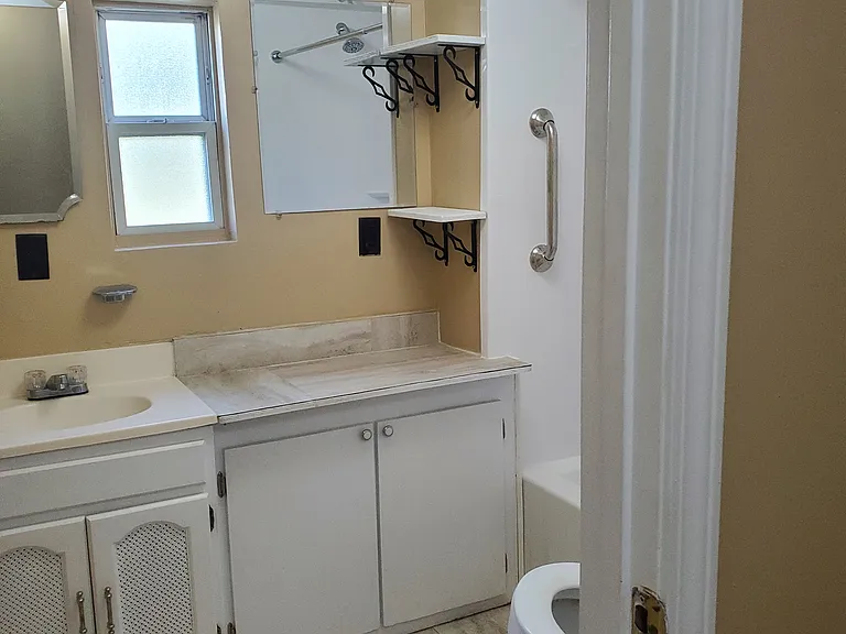 107 Chandler Ave #MANUFACTUR — Photo 43