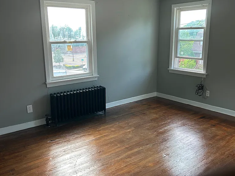 322 Conklin Ave #2 — Photo 14
