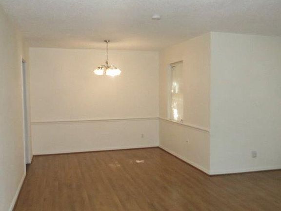2nd image of 5901 Caldwell Dr