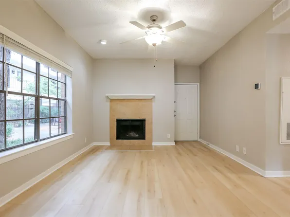 203 E 31st St APT 104, Austin, TX 78705