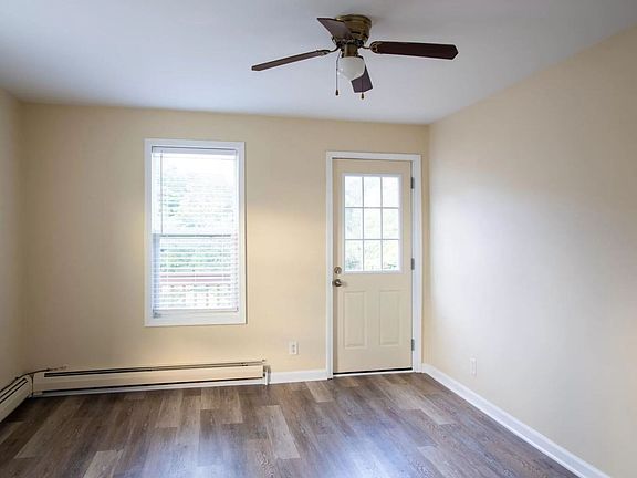 4th image of 837 N Broadway St APT 2