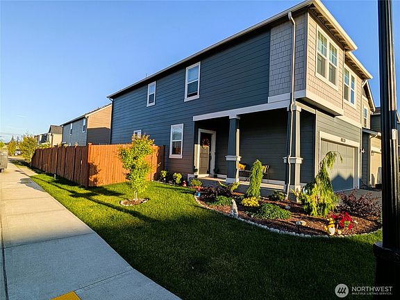 3rd image of 18709 Lipoma Place E