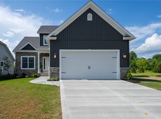 594 Iris Pl, Aurora, OH 44202