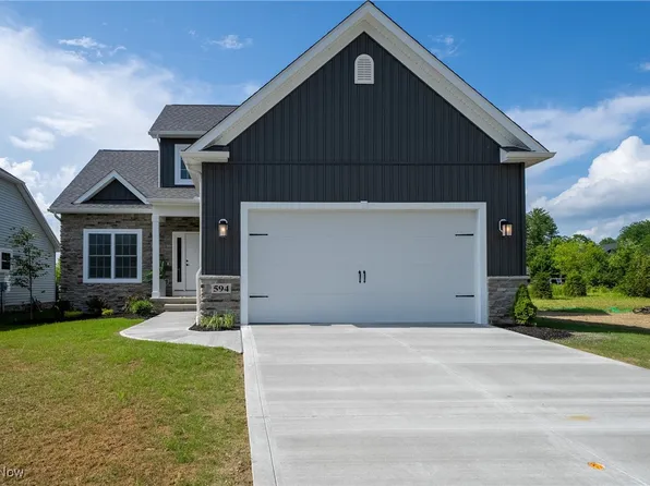 594 Iris Pl, Aurora, OH 44202