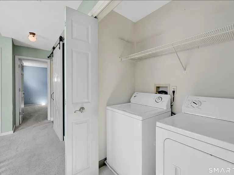 16 Maple St #20 — Photo 8