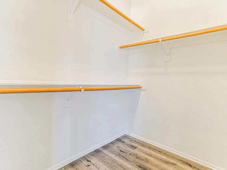 4148 E Stratford Pl — Photo 11