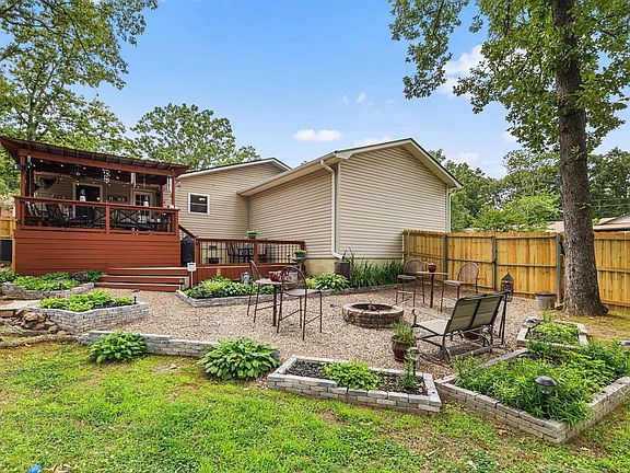 2nd image of 309 Corkwood Dr