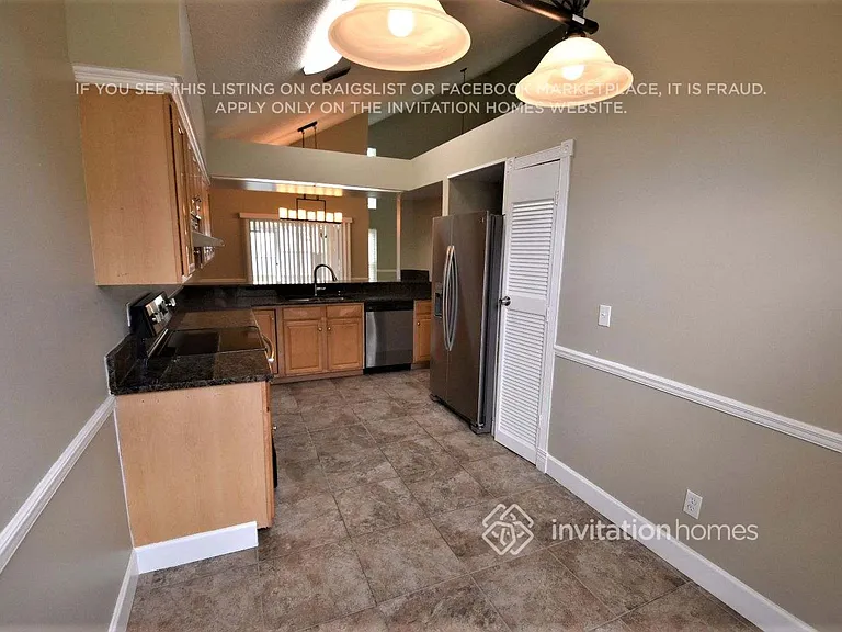 10909 Fenway Glen Ct — Photo 2