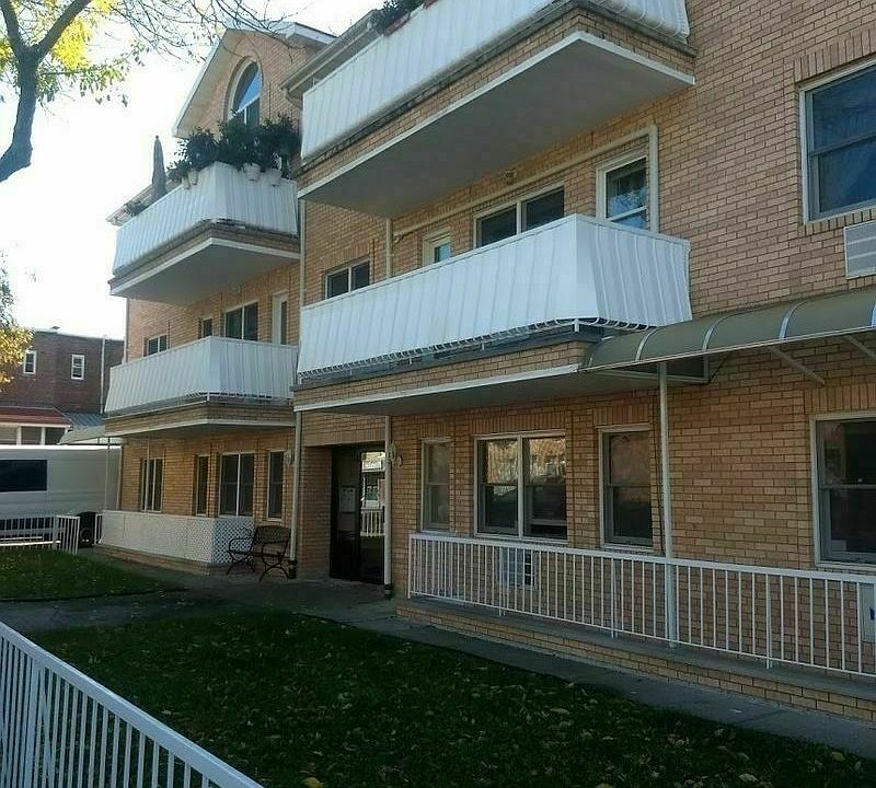1st image of 2601 E 24th St APT 1A