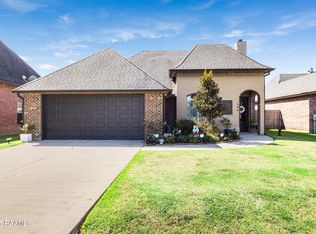 104 Grasswalk Ct, Lafayette, LA 70508