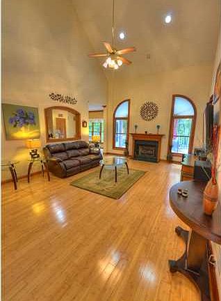 5th image of 399 Terry Dr