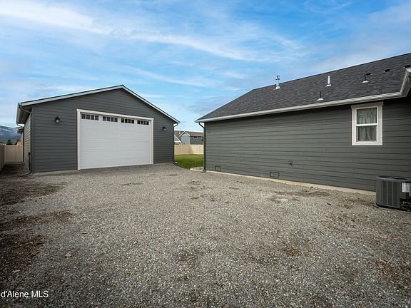 2nd image of 1262 W Cordgrass Ave