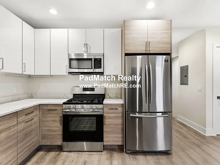 64 Chelsea St #1 — Photo 3