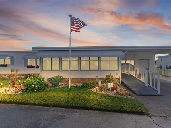 20 Captains Point, Fruitland Park, FL 34731