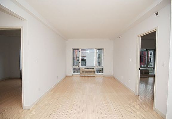 2nd image of 426 Lafayette Ave APT 2B